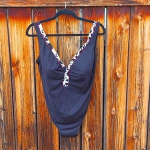 It figures Tummy thinner swim suit